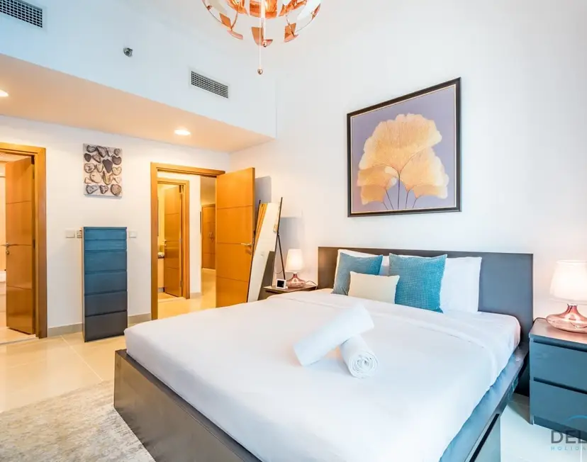 Charming 1-Bedroom Apartment at Ocean Heights — Dubai Marina — photo 32