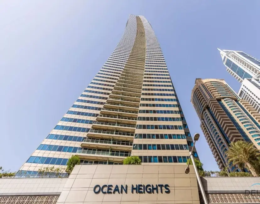 Charming 1-Bedroom Apartment at Ocean Heights — Dubai Marina — photo 37
