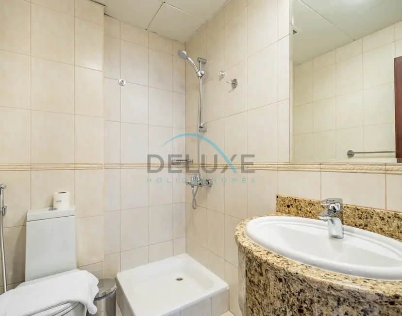 Panoramic 2-Bedroom Apartment in Princess Tower — Dubai Marina — photo 16