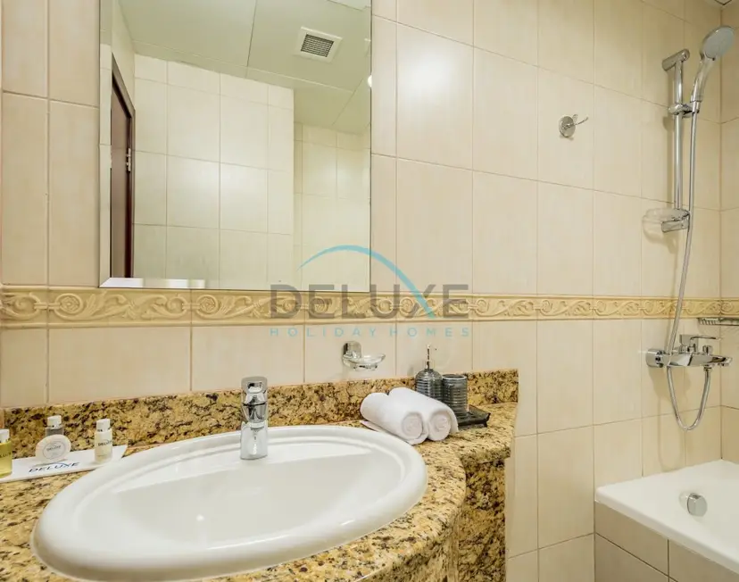 Panoramic 2-Bedroom Apartment in Princess Tower — Dubai Marina — photo 31