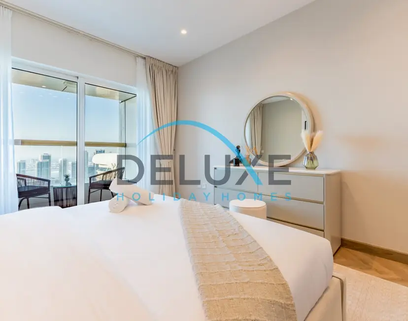 Umgestaltetes 1-Schlafzimmer-Apartment mit malerischem Panoramablick auf die Marina — Dubai Marina — photo 12