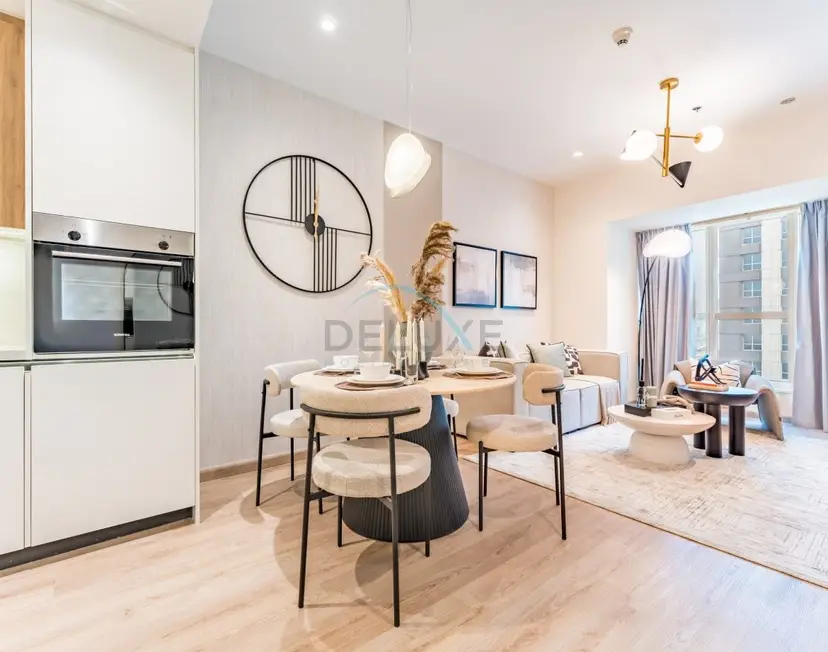 Redesigned High-Rise 1-Bedroom Near Key Landmarks, Elite Residence — Dubai Marina — photo 2