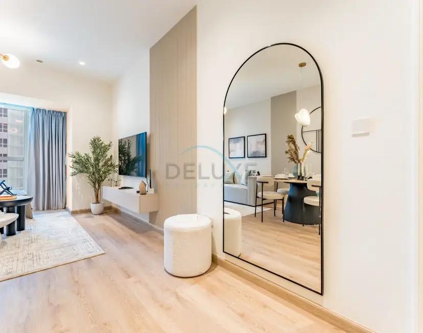 Redesigned High-Rise 1-Bedroom Near Key Landmarks, Elite Residence — Dubai Marina — photo 9