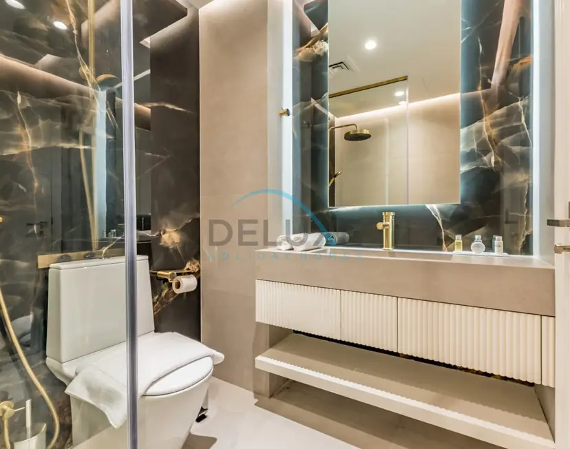 Upgraded 1-Bedroom Overlooking Palm Jumeirah & Sea Views from Living — Dubai Marina — photo 16