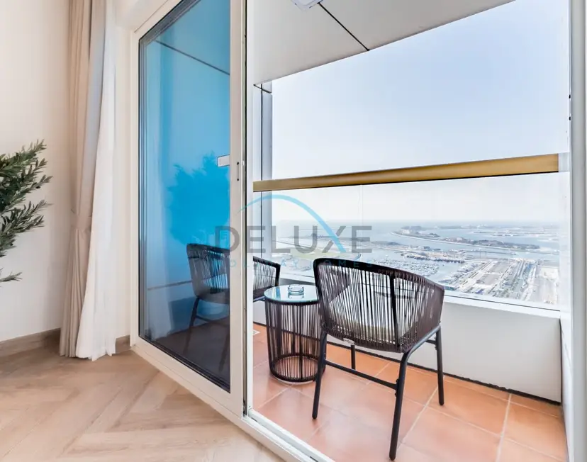 Upgraded 1-Bedroom Overlooking Palm Jumeirah & Sea Views from Living — Dubai Marina — photo 17