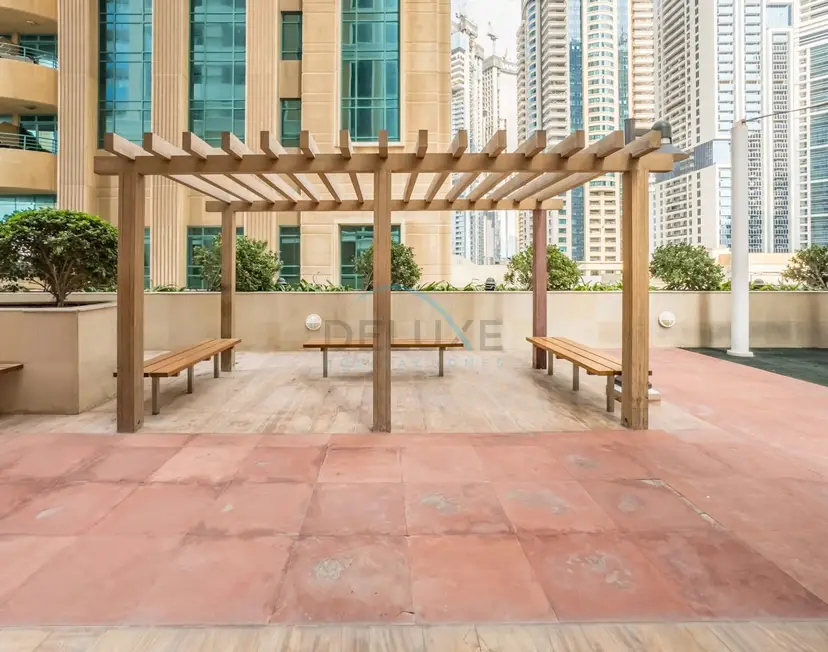 Appartement de 2 chambres modernisé avec vue partielle sur la mer, proche du tramway de Dubaï — Dubai Marina — photo 33