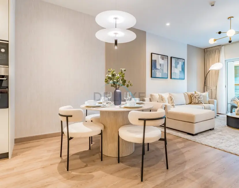 Renoviertes 1-Schlafzimmer-Apartment mit teilweisem Meer- und Stadtblick in Strandnähe — Dubai Marina — photo 9