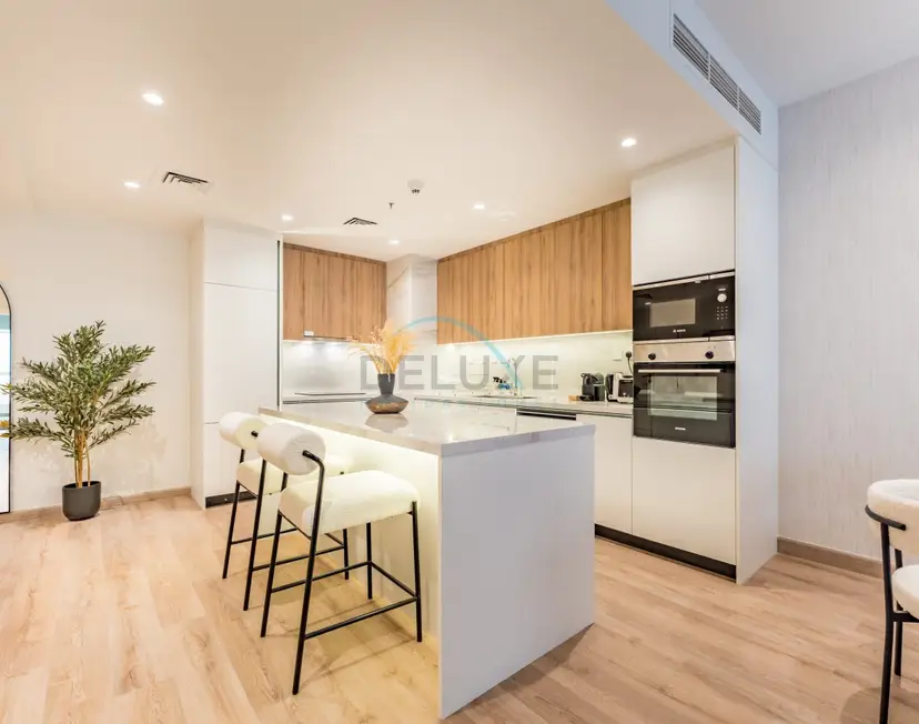 Renoviertes 1-Schlafzimmer-Apartment mit teilweisem Meer- und Stadtblick in Strandnähe — Dubai Marina — photo 12
