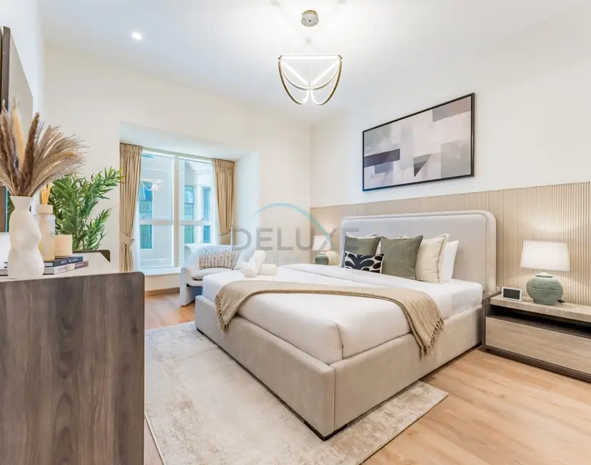 Renoviertes 1-Schlafzimmer-Apartment mit teilweisem Meer- und Stadtblick in Strandnähe — Dubai Marina — photo 2