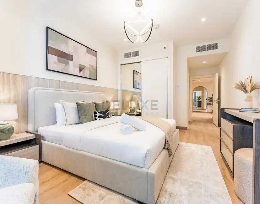 Renoviertes 1-Schlafzimmer-Apartment mit teilweisem Meer- und Stadtblick in Strandnähe — Dubai Marina — photo 21