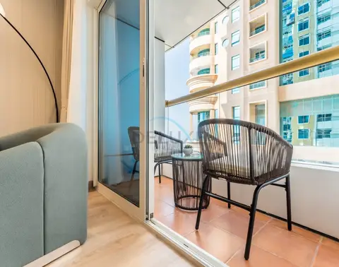 Renoviertes 1-Schlafzimmer-Apartment mit teilweisem Meer- und Stadtblick in Strandnähe — Dubai Marina — photo 3