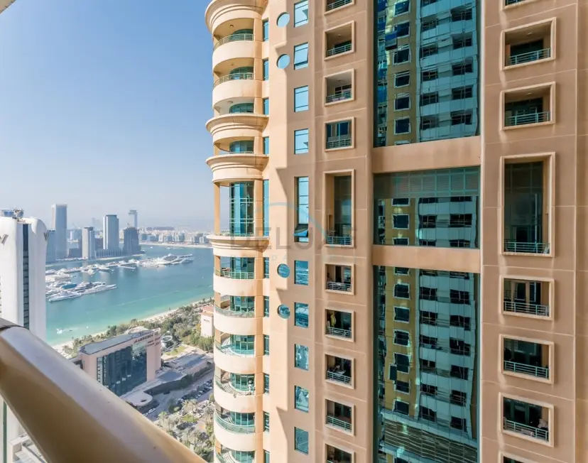 Renoviertes 1-Schlafzimmer-Apartment mit teilweisem Meer- und Stadtblick in Strandnähe — Dubai Marina — photo 4