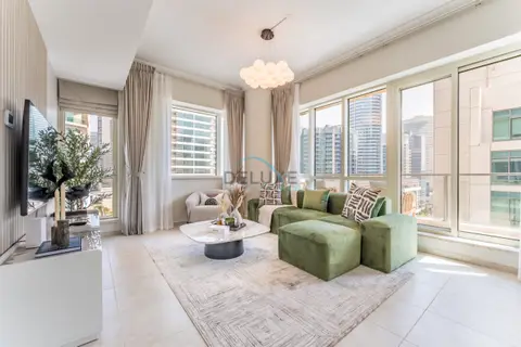 2-Bedroom with Marina View, Walking Distance to Marina Mall — Dubai Marina