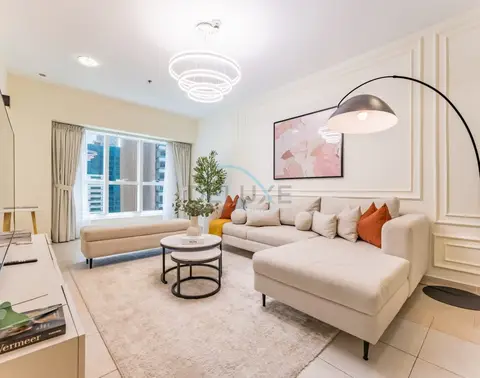 2-Schlafzimmer-Apartment in großer Höhe mit teilweisem Marinablick — Dubai Marina — photo 2