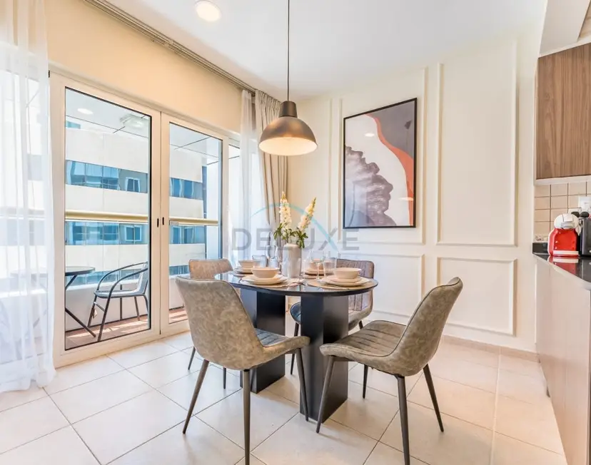 2-Schlafzimmer-Apartment in großer Höhe mit teilweisem Marinablick — Dubai Marina — photo 3