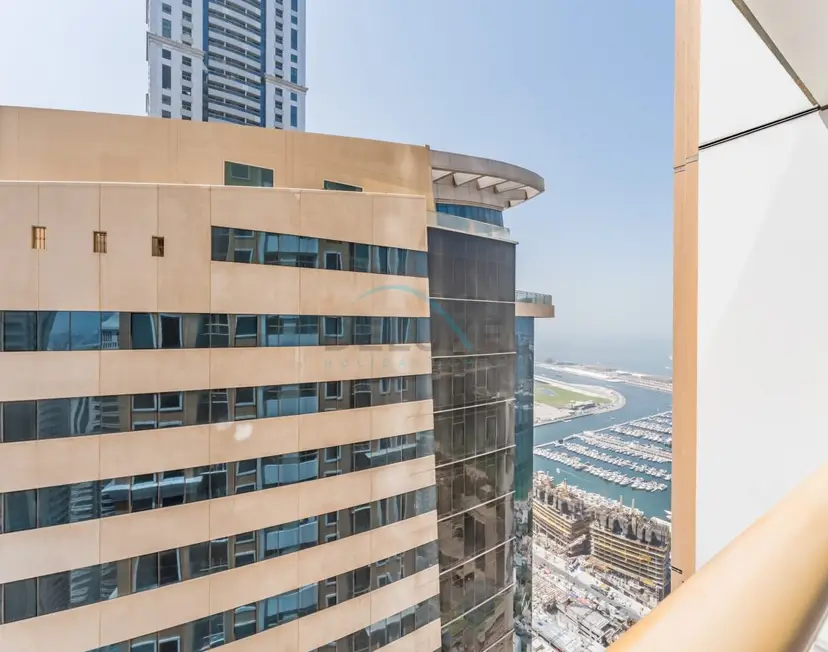 2-Schlafzimmer-Apartment in großer Höhe mit teilweisem Marinablick — Dubai Marina — photo 6