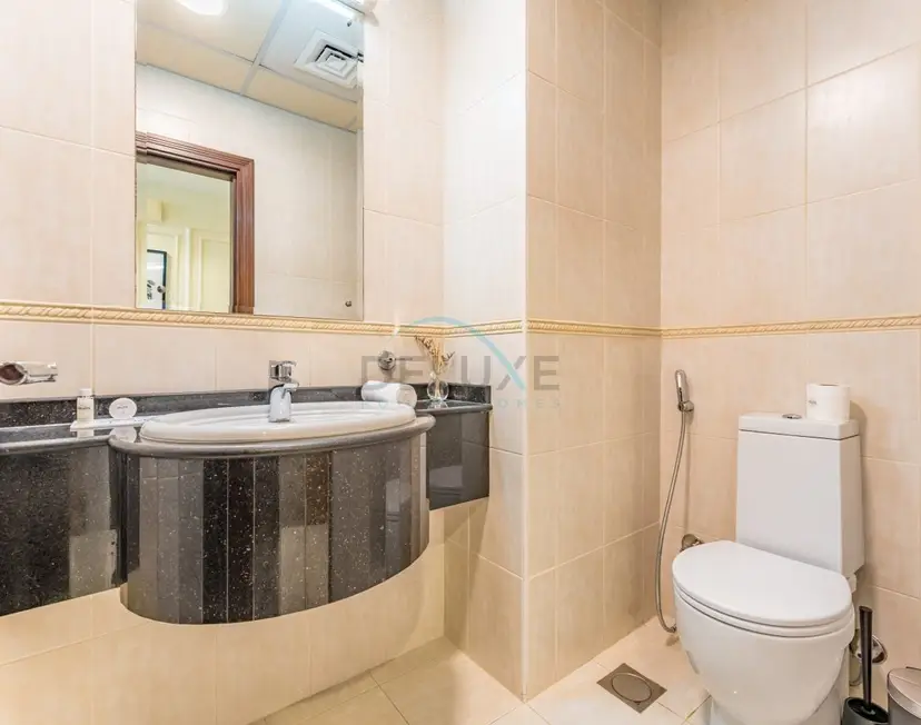 2-Schlafzimmer-Apartment in großer Höhe mit teilweisem Marinablick — Dubai Marina — photo 13