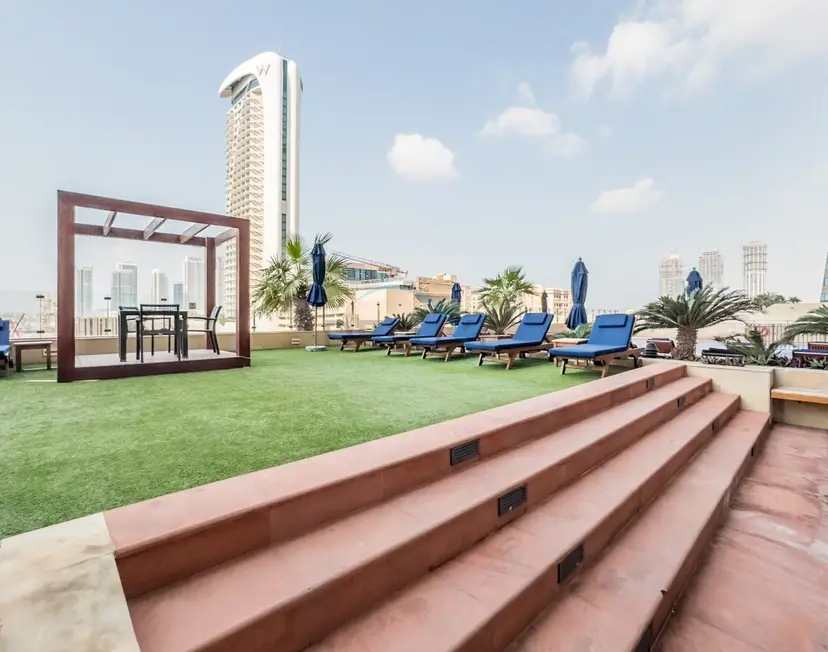 2-Schlafzimmer-Apartment in großer Höhe mit teilweisem Marinablick — Dubai Marina — photo 40