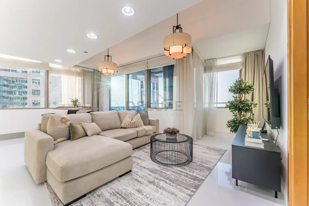3-Bedroom with Sea View, Short Stroll From Marina Walk — Dubai Marina
