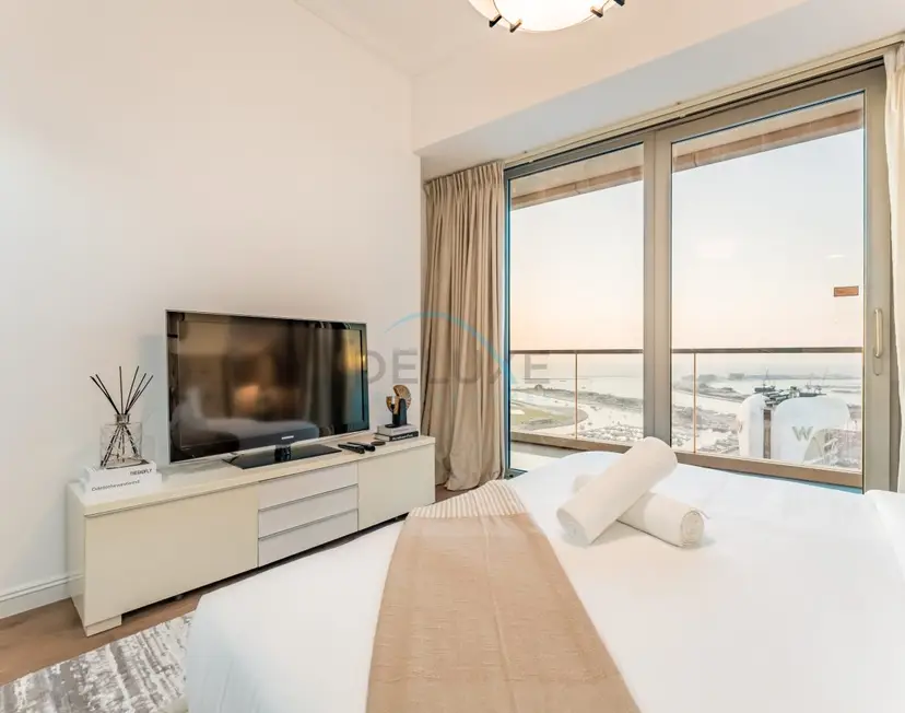 3-Bedroom with Sea View, Short Stroll From Marina Walk — Dubai Marina — photo 13
