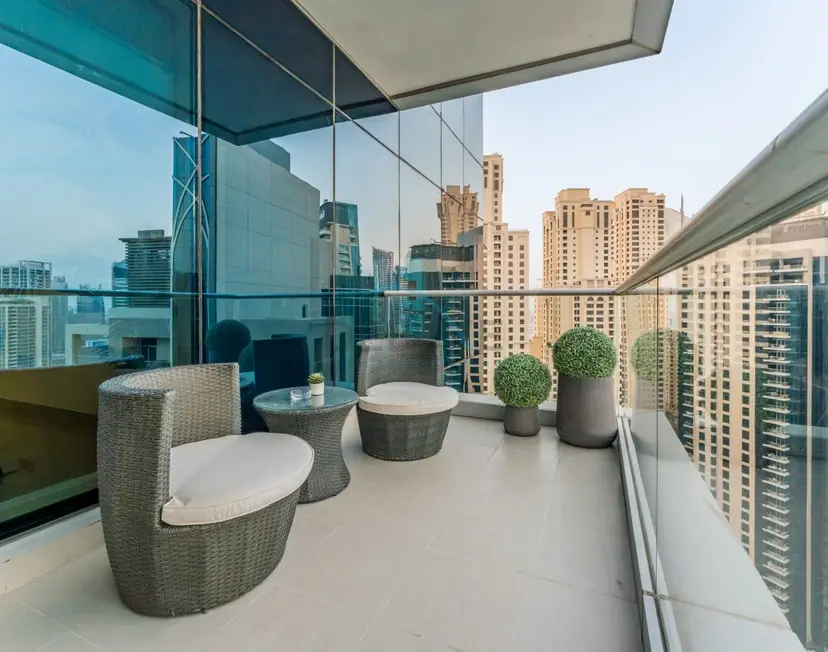 Vue intégrale sur le port de plaisance et le canal de la marina — Dubai Marina — photo 6