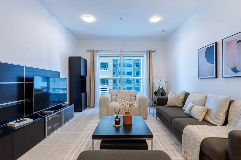 Appartement en étage élevé avec vue imprenable sur la mer — Dubai Marina — photo 1