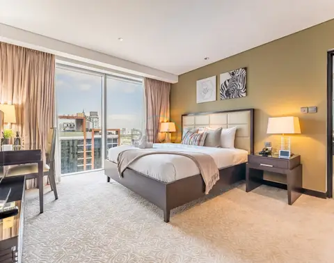 Appartement 1 chambre en étage élevé, balcon avec vue sur le canal de Dubaï — Dubai Marina — photo 2